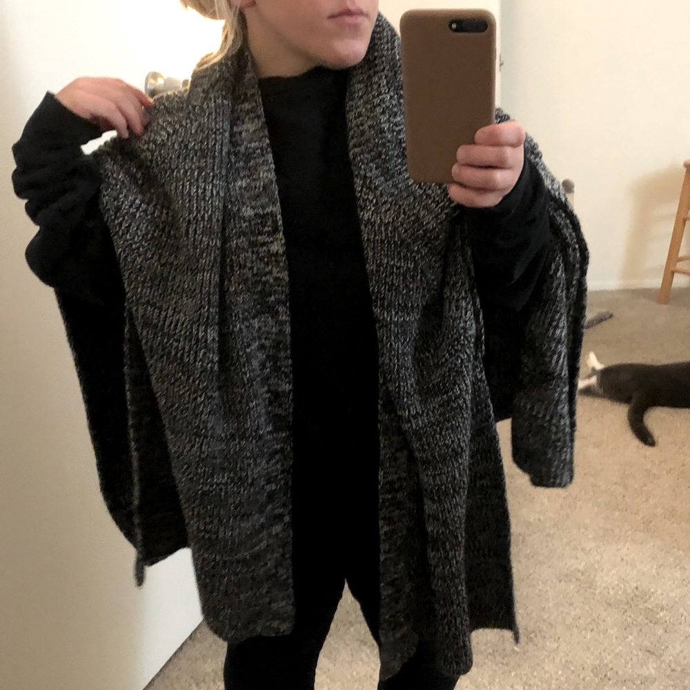 Rebecca Minkoff gray shawl cape